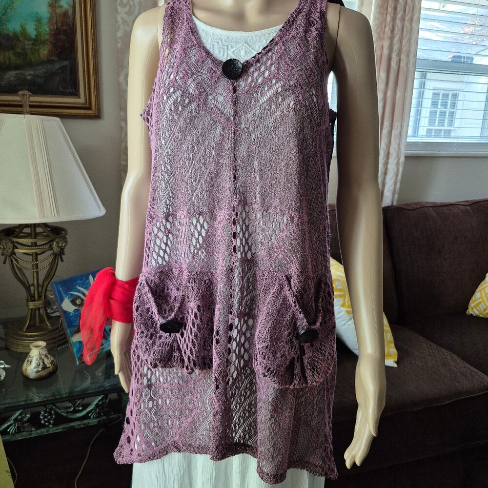 Womens open knit Top. Variations. Small. Boho layering.